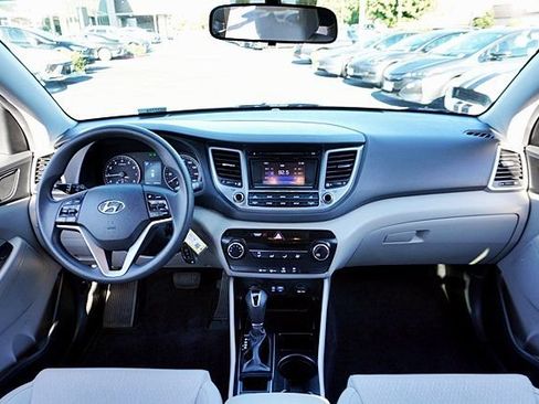 Used 2017 Hyundai Tucson SE FWD image 18