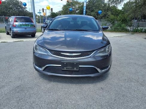 Used 2016 Chrysler 200 Limited w/ Convenience Group FWD image 2