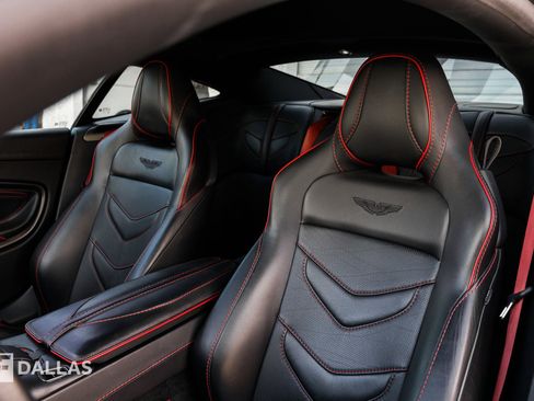 Used 2020 Aston Martin DBS Superleggera RWD image 27