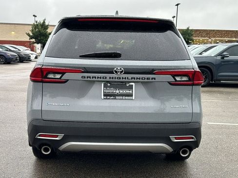 New 2026 Toyota Grand Highlander AWD Hybrid image 7