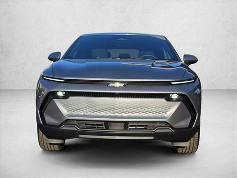 New 2026 Chevrolet Equinox EV LT image 6