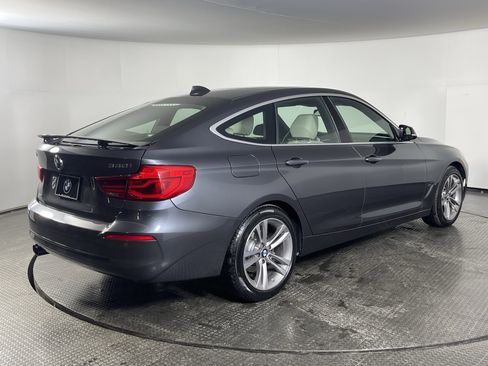 Used 2019 BMW 330i Gran Turismo xDrive 330 Gran Turismo i xDrive image 10
