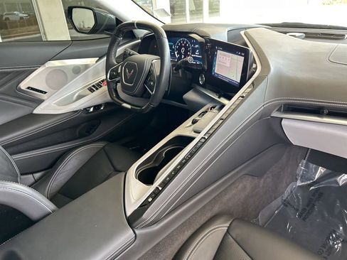 Used 2025 Chevrolet Corvette Z06 image 30