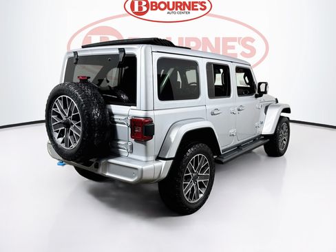 Used 2024 Jeep Wrangler High Altitude AWD/4WD image 10