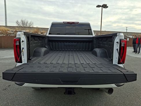 Certified 2025 GMC Sierra 2500 Denali w/ Denali Reserve Package image 29