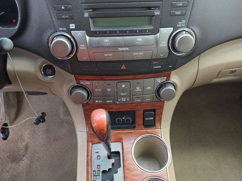 Used 2008 Toyota Highlander Limited FWD image 11