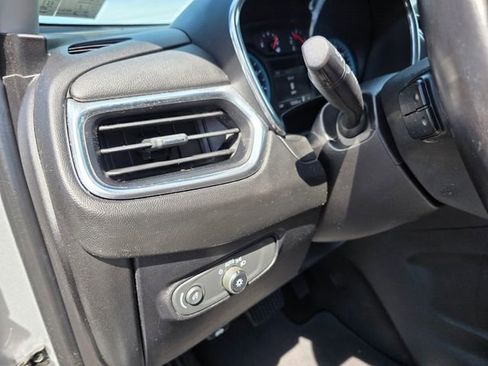 Used 2018 Chevrolet Equinox LT AWD/4WD image 14