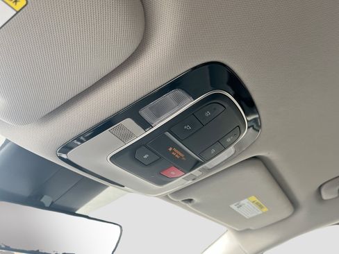 Used 2023 Hyundai Santa Fe SEL image 27