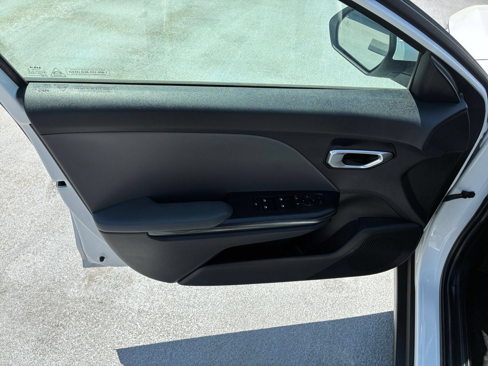 Used 2025 Kia K4 FWD image 19
