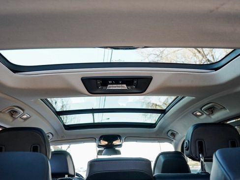 Used 2023 BMW X7 xDrive40i w/ Premium Package image 22