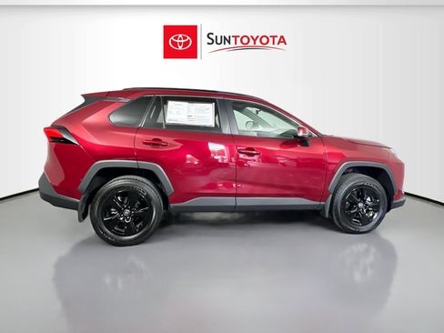 Used 2025 Toyota RAV4 XLE FWD image 2