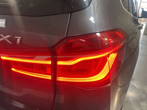 Used 2017 BMW X1 xDrive28i image 10