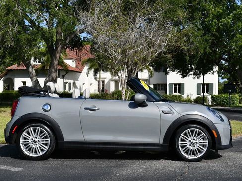 Used 2023 MINI Cooper S w/ Signature Upholstery Package FWD image 41