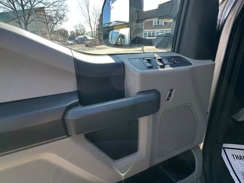 Used 2020 Ford F550 4x4 SuperCab Super Duty w/ Power Equipment Group image 9