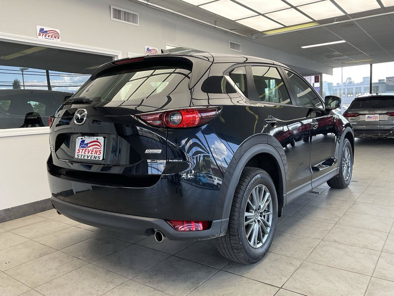 Used 2017 MAZDA CX-5 Sport AWD/4WD image 5