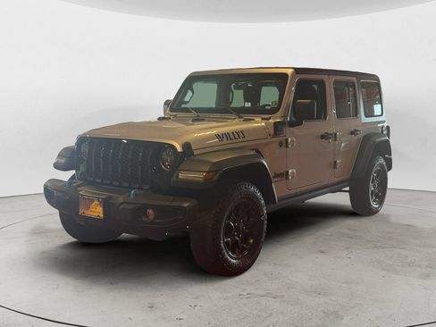 Used 2023 Jeep Wrangler Unlimited w/ Cold Weather Group AWD/4WD image 7