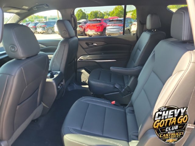 Used 2026 Chevrolet Traverse LT AWD/4WD image 21