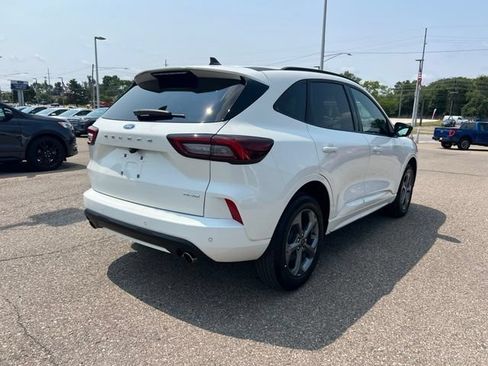 Certified 2024 Ford Escape ST-Line w/ Tech Pack #1 AWD/4WD image 4