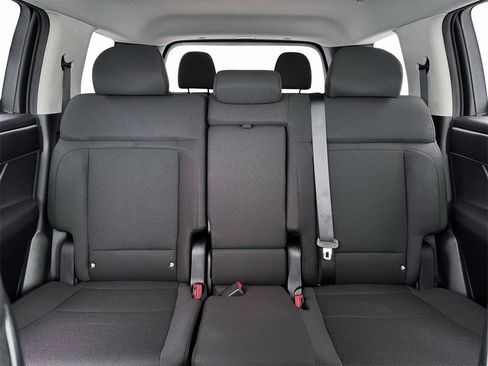 New 2026 Hyundai Santa Fe SE image 16