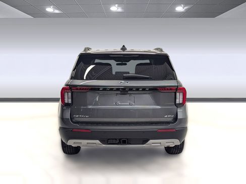 New 2026 Ford Explorer Active w/ Active Comfort Package AWD/4WD image 8
