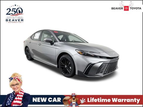 New 2026 Toyota Camry SE FWD image 1
