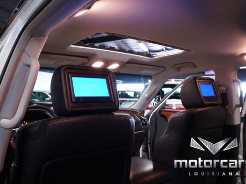 Used 2017 INFINITI QX80 2WD w/ Deluxe Technology Package image 37
