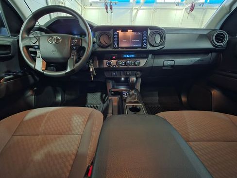 Used 2023 Toyota Tacoma SR AWD/4WD image 14
