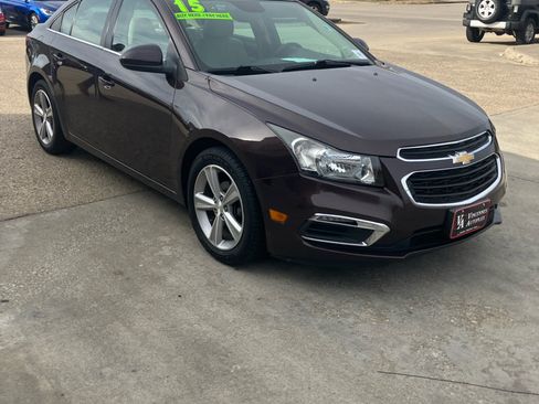 Used 2015 Chevrolet Cruze LT w/ Enhanced Safety Package image 6