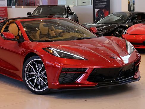Used 2023 Chevrolet Corvette Stingray Premium Cpe w/ Z51 Performance Package RWD image 13