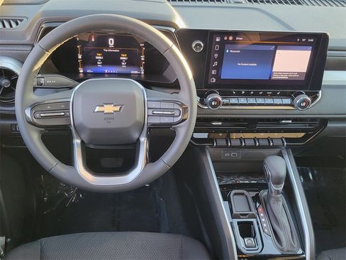 Used 2023 Chevrolet Colorado LT w/ LT Convenience Package II image 4