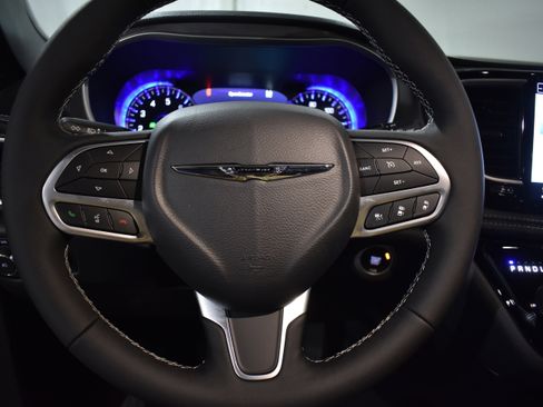 New 2026 Chrysler Pacifica Select image 14