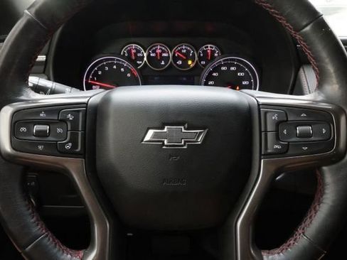 Used 2021 Chevrolet Suburban RST w/ Luxury Package image 17