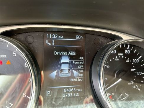 Used 2015 Nissan Rogue SL w/ SL Premium Package AWD/4WD image 18