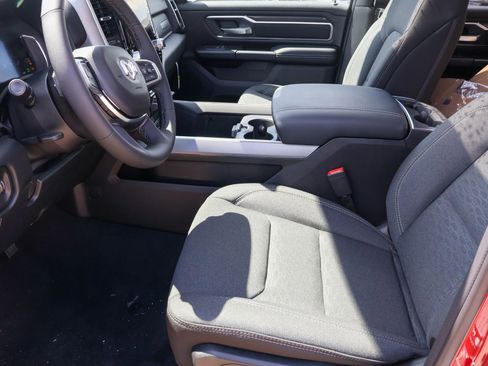 New 2026 RAM 1500 Big Horn AWD/4WD image 4