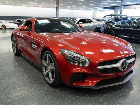 Used 2017 Mercedes-Benz AMG GT Coupe image 3