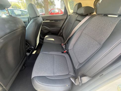 Used 2025 Kia Seltos S image 23