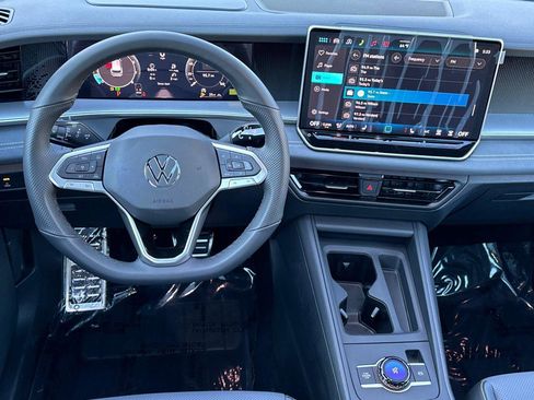 New 2026 Volkswagen Tiguan SE R-Line image 13