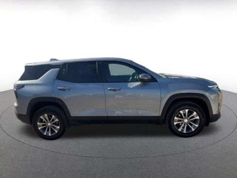 Used 2025 Chevrolet Equinox LT image 16