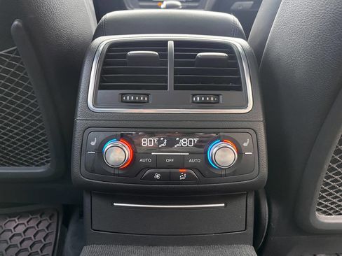 Used 2014 Audi S6 Prestige image 24