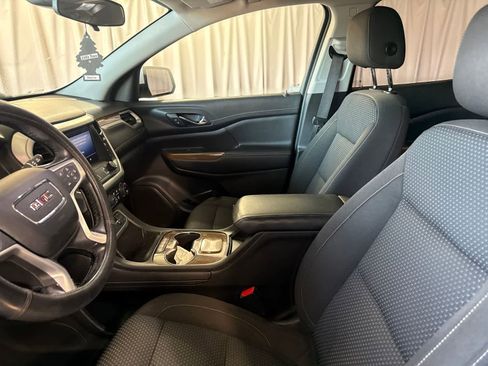 Used 2020 GMC Acadia SLE FWD image 21