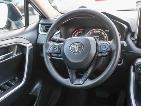 Certified 2025 Toyota RAV4 XLE FWD image 17