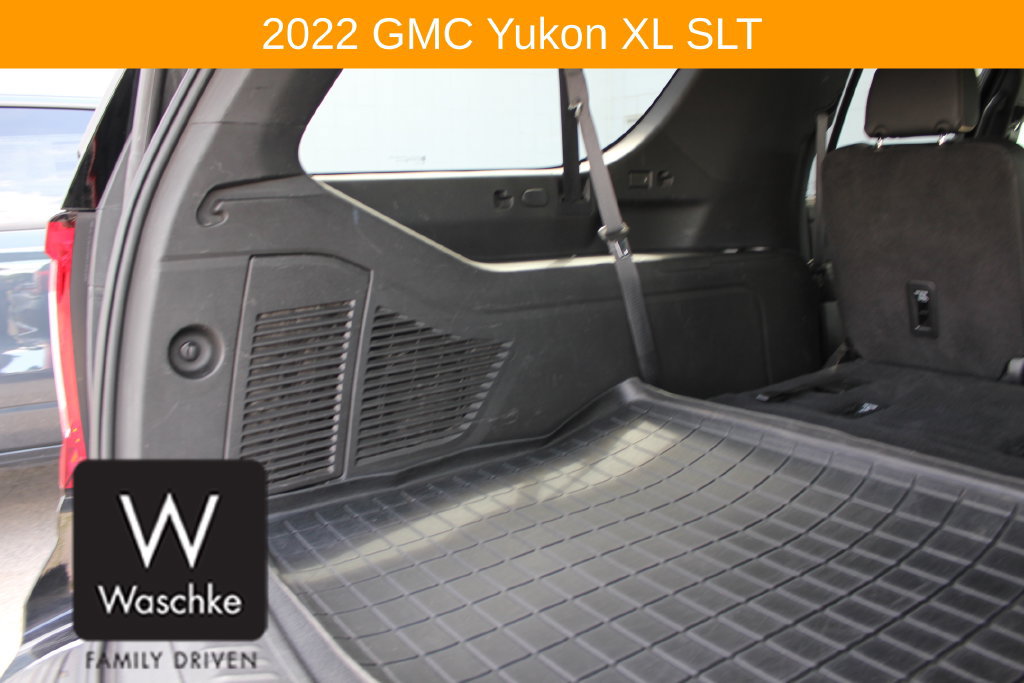 Used 2022 GMC Yukon XL SLT AWD/4WD image 24