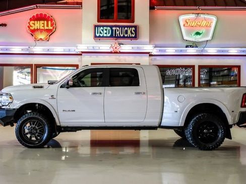Used 2020 RAM 3500 Laramie image 12