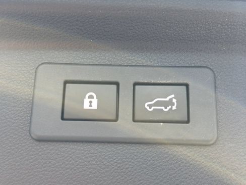 Used 2019 Subaru Forester Premium AWD/4WD image 30