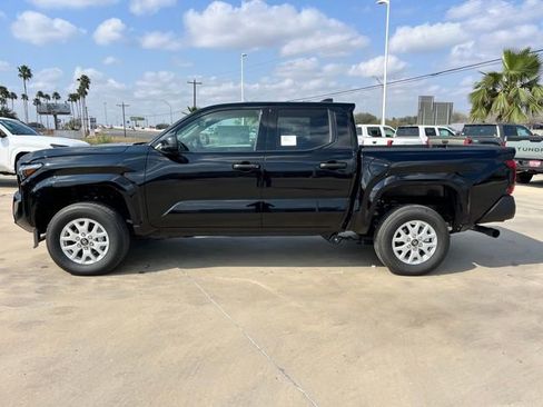 New 2026 Toyota Tacoma SR AWD/4WD image 4