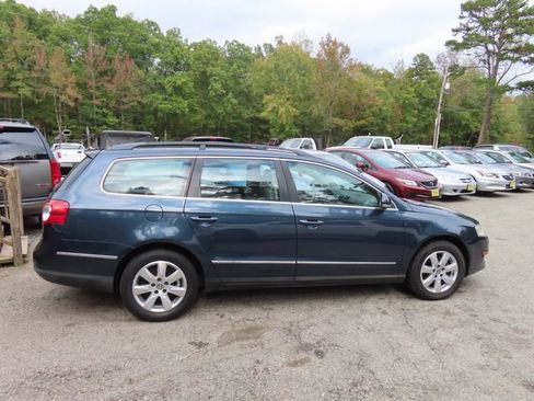 Used 2007 Volkswagen Passat 2.0T image 6