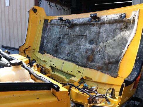 Used 2003 HUMMER H2 Base 4dr 4WD SUV w/ Preferred Equipment Group image 90