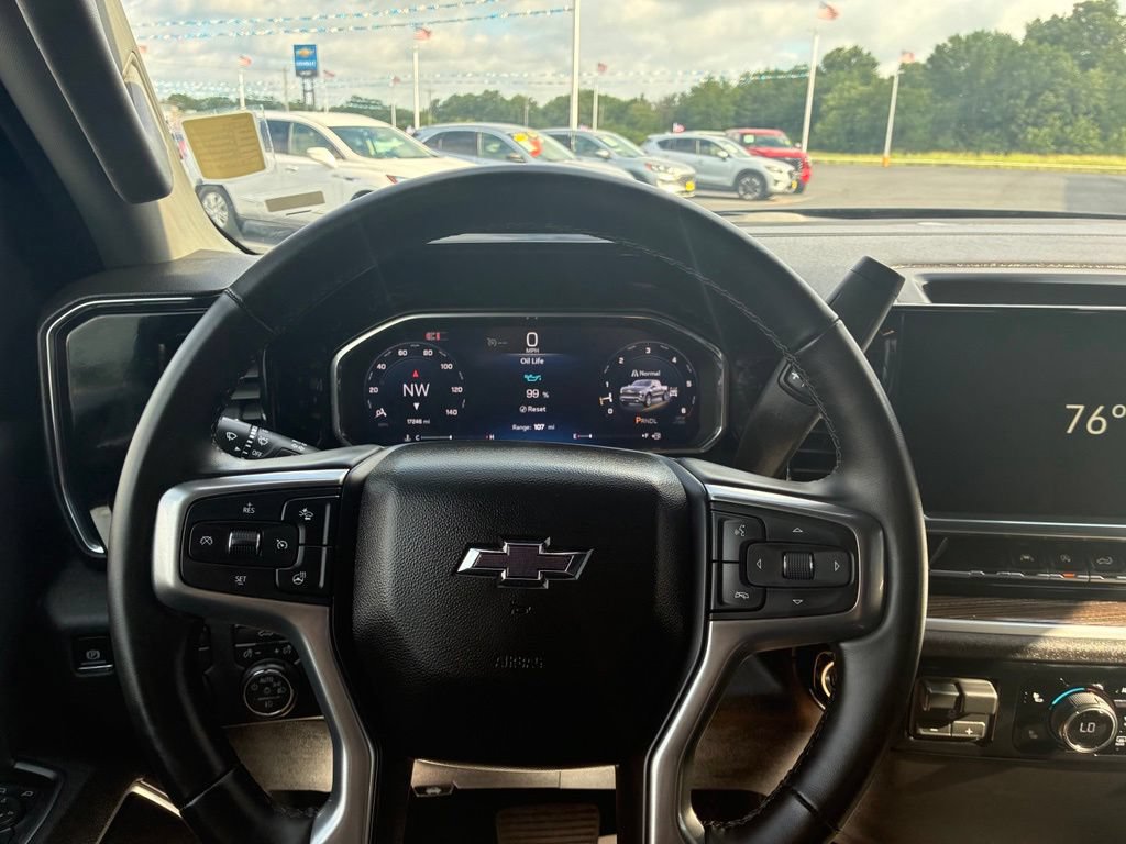 Used 2026 Chevrolet Silverado 1500 RST AWD/4WD image 15