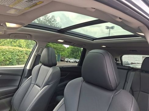 Certified 2025 Subaru Ascent Limited w/ Popular Package #2 AWD/4WD image 16