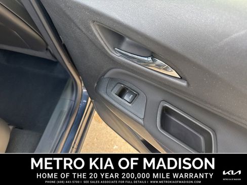 Used 2022 Chevrolet Equinox RS w/ RS Leather Package AWD/4WD image 34
